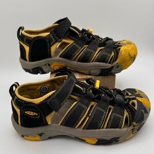 Keen Black/Yellow Waterproof Outdoor Hiking Sandals Size 3